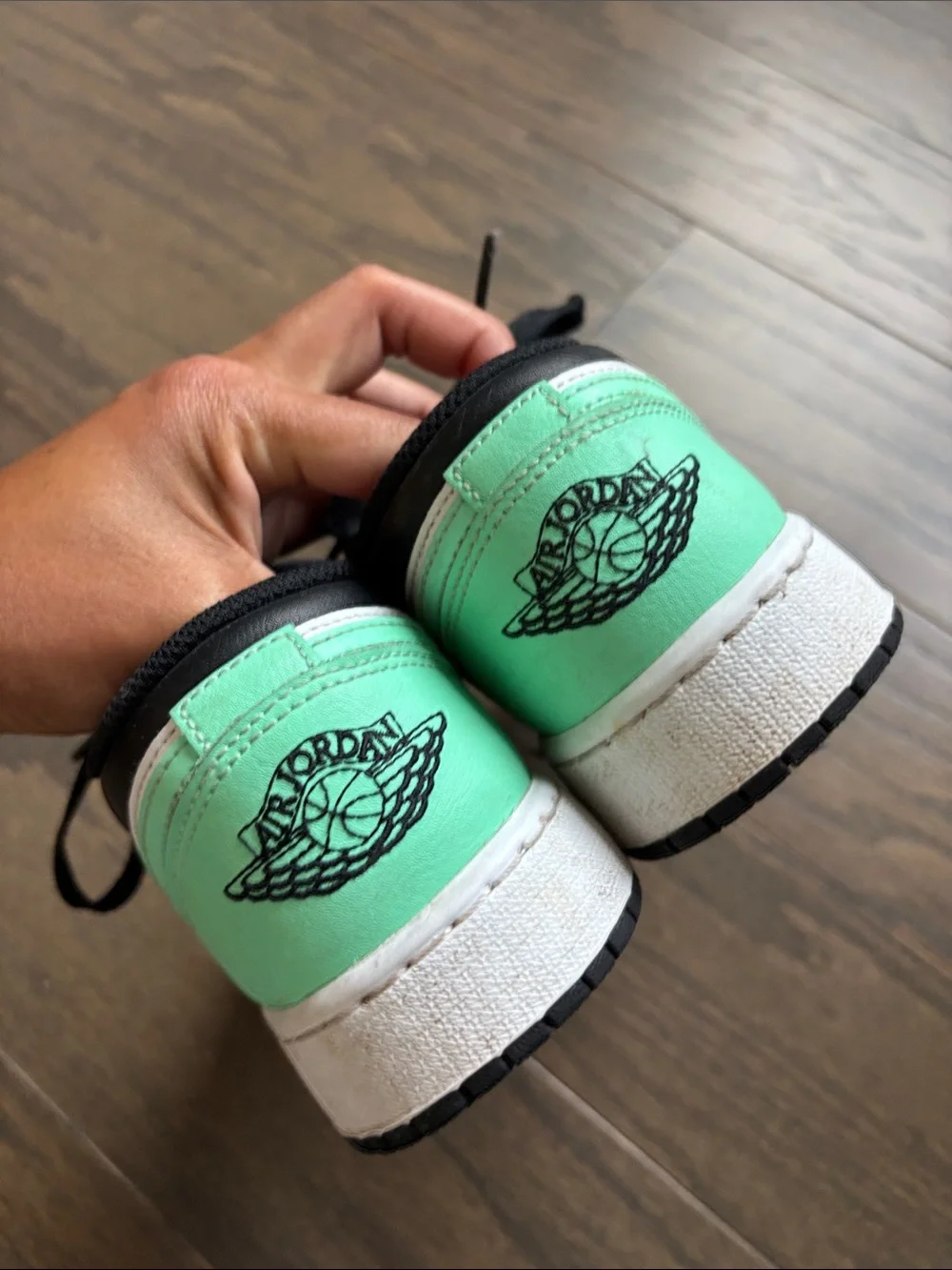 Jordan 1 big kid 5 Kids Athletic Sneakers